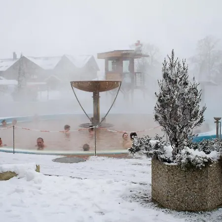 Dagmar Aparthotel 3*